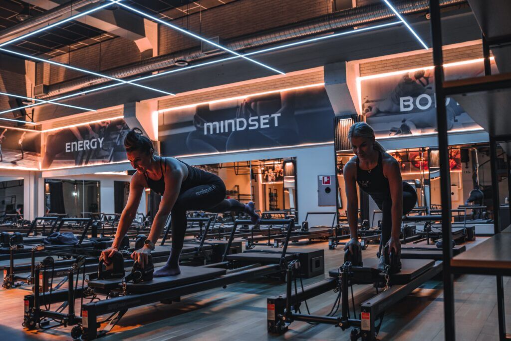 Rühmatreeningud Reval Spordis Rühmatreeningud Reval Spordis — Reval Sport, Aia 20, Tallinn